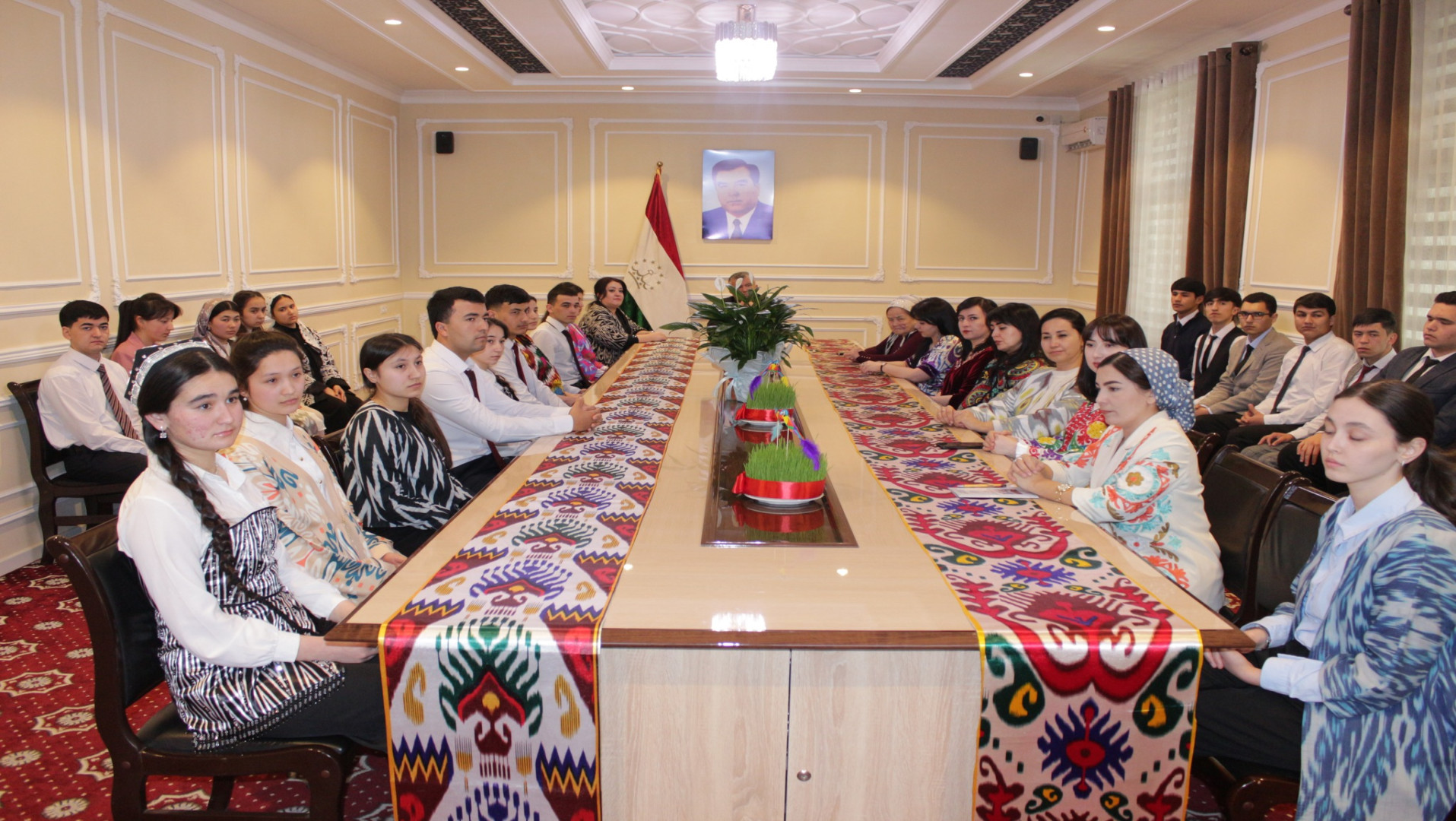 МИЗИ МУДАВВАР: «ПЕШВОИ МИЛЛАТ – ЭҲЁГАРИ НАВРӮЗИ ҶАҲОНӢ»